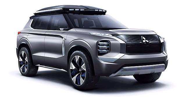 Mitsubishi e-iY Concept: горожанин с амбициями