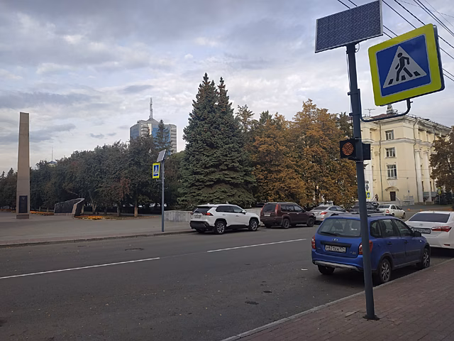 Андрей Ксензов: Новый пешеходный переход на Аллее Славы нужен челябинцам