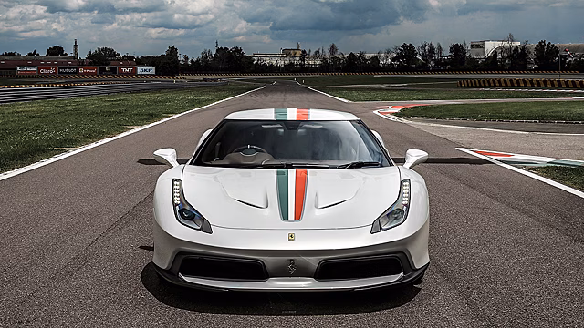 Ferrari построила купе 458 Speciale с новым кузовом