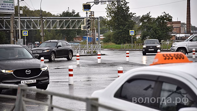 Кольцо не всем «усвоилось»: эксперты советуют не делать поспешных выводов о круговом перекрестке на Конева-Можайского