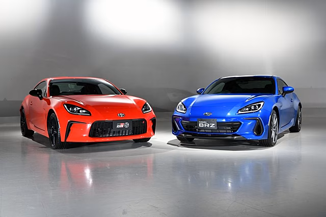 235 л.с. и сотня за 6,3 секунды: Toyota представила новое купе GR 86