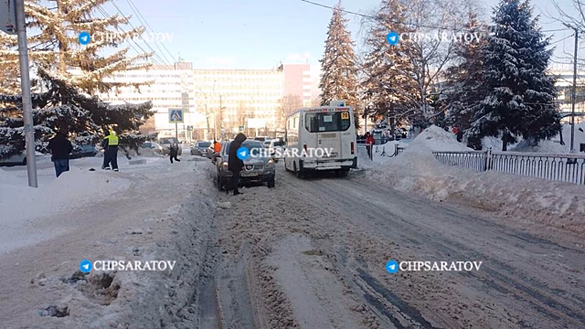 В Ленинском районе Саратова водитель иномарки сбил ребенка