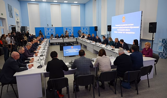 Андрей Бочаров объявил о проведении первой региональной Спартакиады студентов