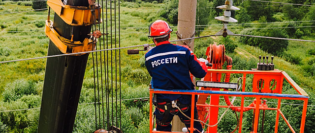 В Красногорске установили 30 новых опор линий электропередач