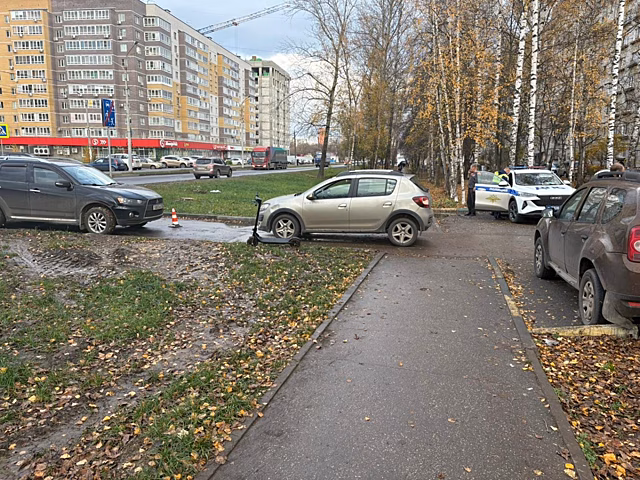Иномарка сбила ребенка на самокате в Нижнем Новгороде