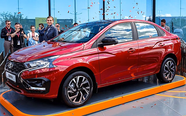 Мы знаем, у какой страховой компании самый дешевый полис ОСАГО на новую Lada Iskra