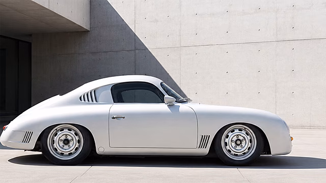 В Великобритании выпустят 50 реплик культового гоночного Porsche 356