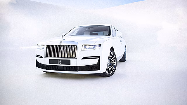 Дебютировал Rolls-Roycs Ghost нового поколения