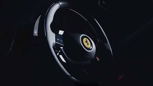 Ferrari анонсировала новинку: ей может стать Roma с открытым верхом