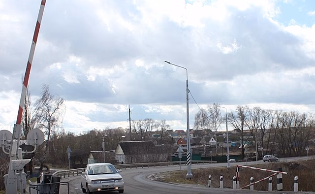 В Курской области реконструируют 7 железнодорожных переездов