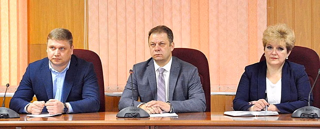 В Электрогорске оцифруют образовавшиеся за зиму ямы на дорогах