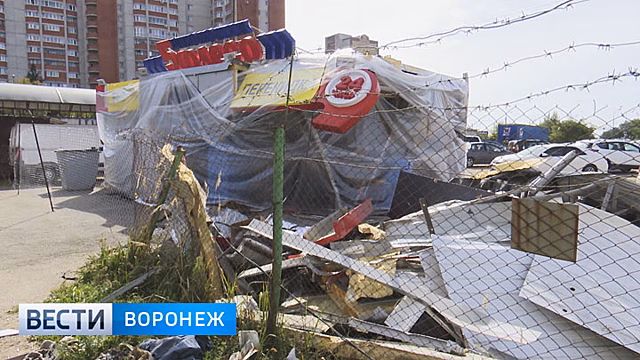 В Воронеже за смерть человека осудили водителя BMW, протаранившего шиномонтаж