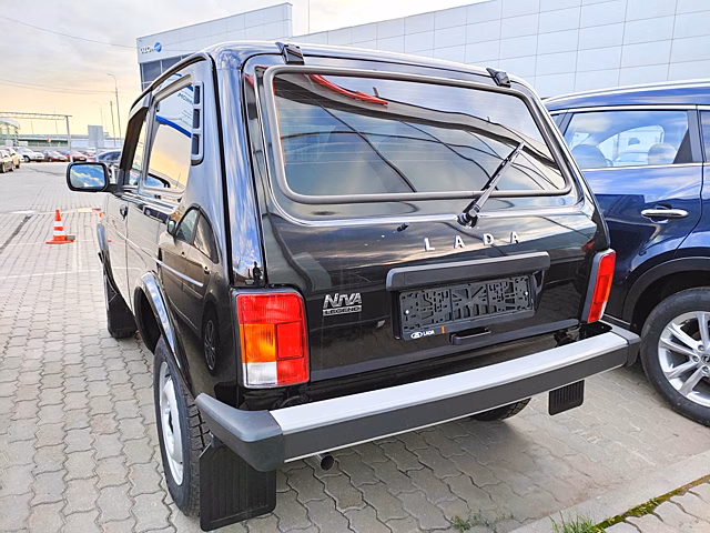 АвтоВАЗ может разработать специальные модификации Lada для Африки