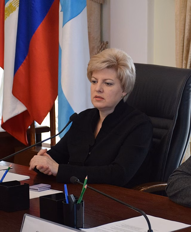 Мокроусова о работе коммунальных служб: Много жалоб поступает от жителей