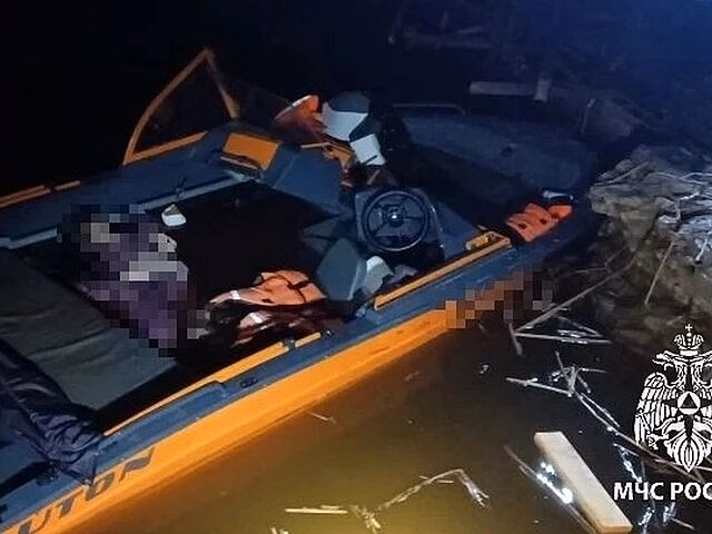 Женщина погибла при столкновении лодки с пирсом в Татарстане