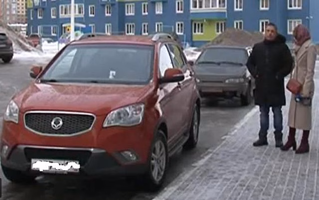 В Курске подростки повредили автомобили: полиция отказывается заводить дело