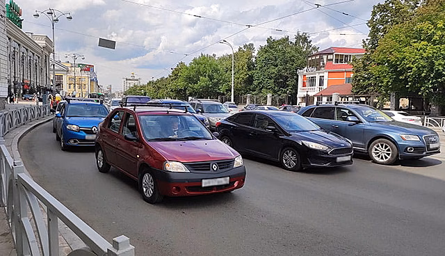 От Camry до Octavia: «Автокод» назвал самые популярные автомобили июля