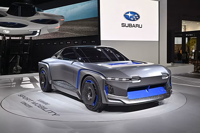 Subaru показала купе Sport Mobility и макет летающего автомобиля
