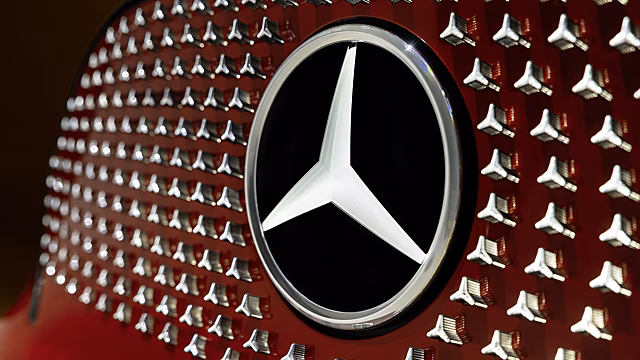 Mercedes-Benz назвала дату мировой премьеры нового седана CLA