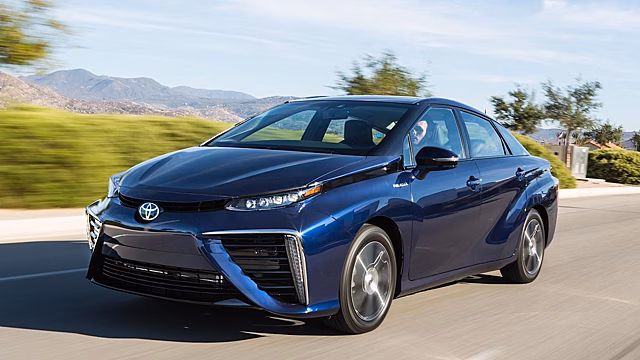 Toyota планирует продавать более 5,5 млн электромобилей в год к 2030 году