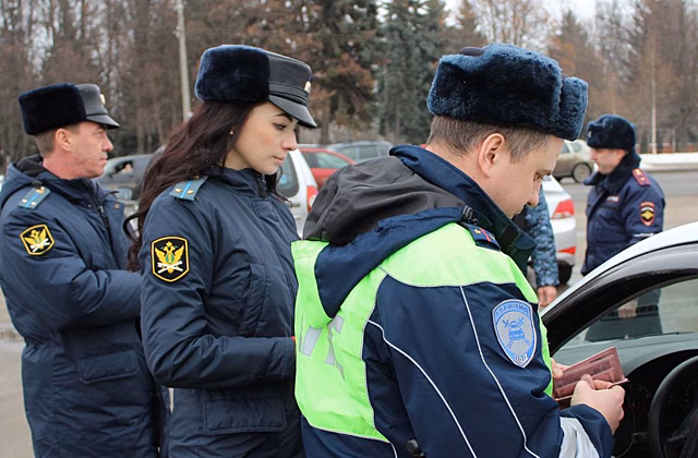 Автомобиль должника в Подмосковье вычислит дорожная камера