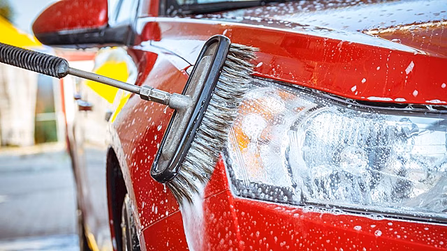 Эксперты дали советы по выбору автомойки
