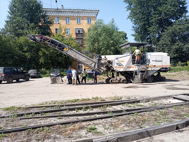 В Златоусте начался долгожданный ремонт многострадальной дороги по Карла Маркса