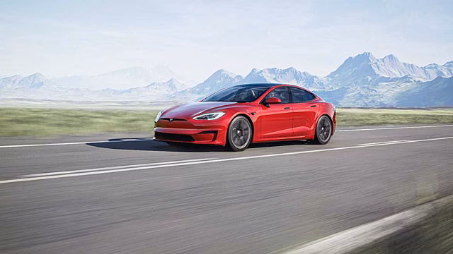 Опубликован первый отчёт о загадочной аварии Tesla без водителя