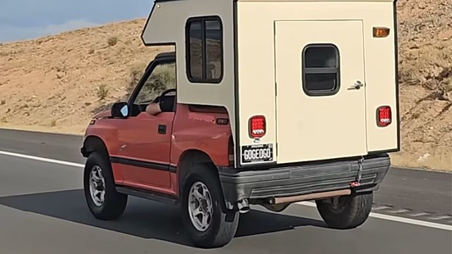 Из Suzuki Vitara построили самый компактный автодом