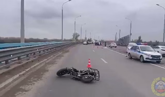 На мосту под Волгоградом в ДТП погиб юный велосипедист