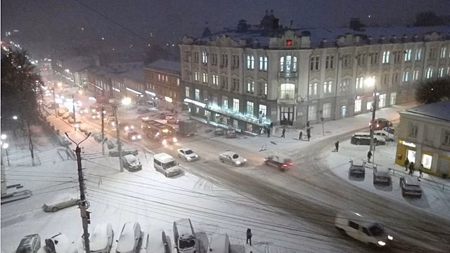В ГИБДД выявили недостатки при уборке улиц от первого снегопада