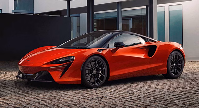 Запуск производства McLaren Artura переносится из-за нехватки чипов