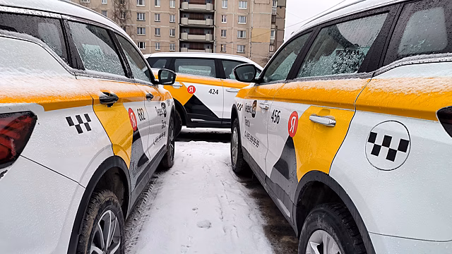 Госдума поддержала смягчение закона о локализации такси