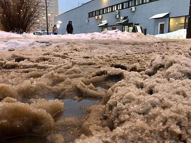 В Екатеринбурге настал «снежный апокалипсис», но главные трудности еще впереди