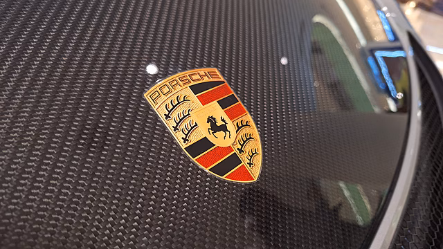 Стали известны технические подробности о дорожном гиперкаре Porsche 963 RSP