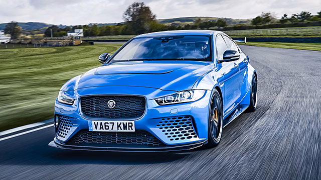Jaguar Project 8 ожидаемо жжет