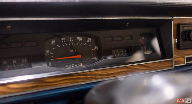 В Крыму выставлен на продажу американский правительственный автомобиль советской эпохи