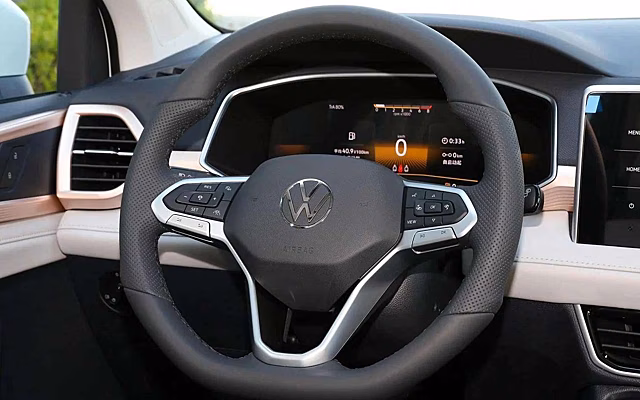 В РФ продают новые кроссоверы Volkswagen Tharu XR от 1,7 млн рублей