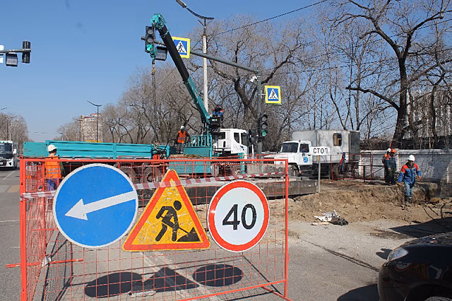 В Благовещенске на КПП частично перекрыли участок ул. 50 лет Октября