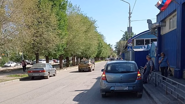В Саратове пенсионер на «Рено Сандеро» сбил пешехода