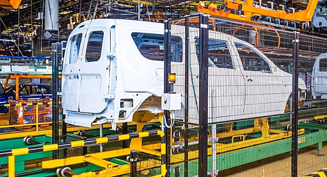 АвтоВАЗ продлевает еще на одну неделю режим простоя из-за нехватки деталей