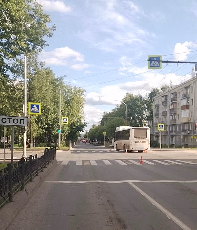 В Кирове автобус сбил 39-летнего мужчину