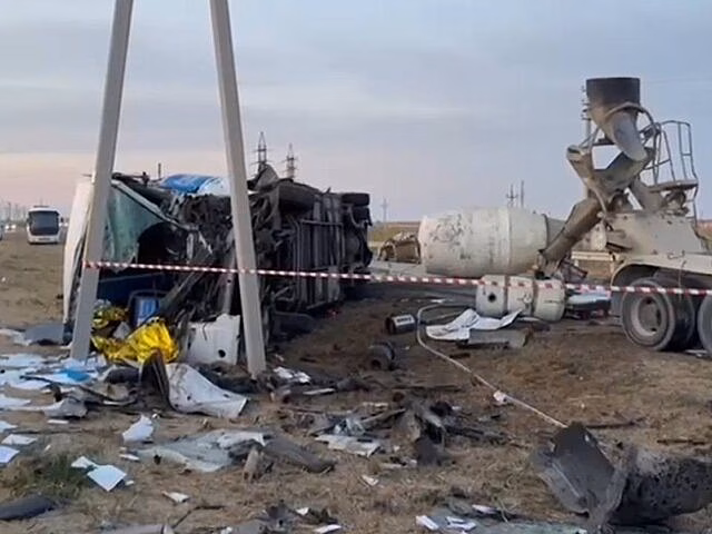 Уголовное дело возбуждено после ДТП с бетономешалкой и автобусом под Астраханью