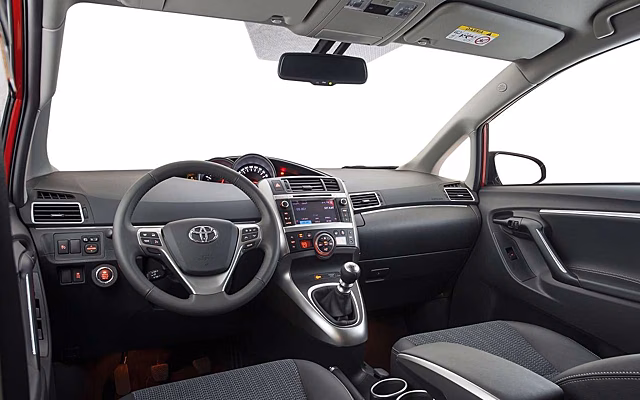 Эксперт рассказал об особенностях подержанной Toyota Verso