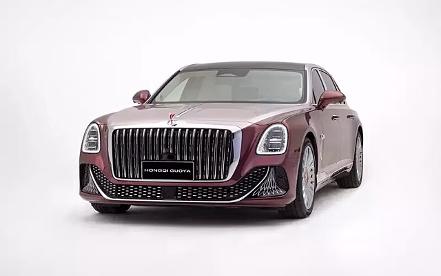 «Китайский Maybach» за 31 млн: в России впервые зарегистрировали флагманский седан Hongqi Guoya