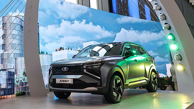 АвтоВАЗ впервые покажет кроссовер Lada Azimut широкой публике