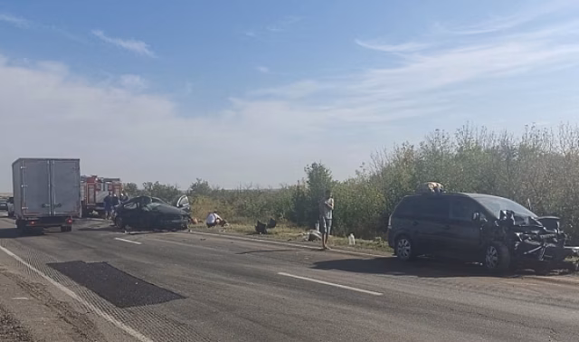 Один человек погиб и шестеро попали в больницу после ДТП под Волгоградом