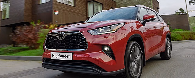 Toyota привезет новый Highlander в Россию летом 2020 года