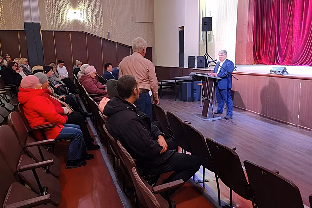 В Железногорске не хватает дворников