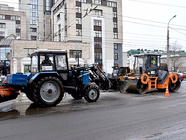 Восстановить дорожное покрытие на улице Суворова в Пензе после коммунальной аварии планируется до конца дня